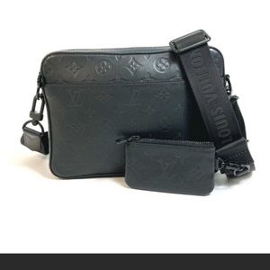 Louis Vuitton Duo Messenger